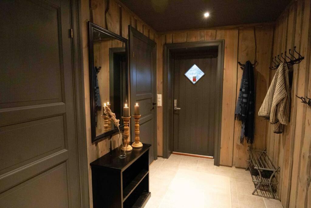 סטראנדה Roalden Mountain Lodge מראה חיצוני תמונה