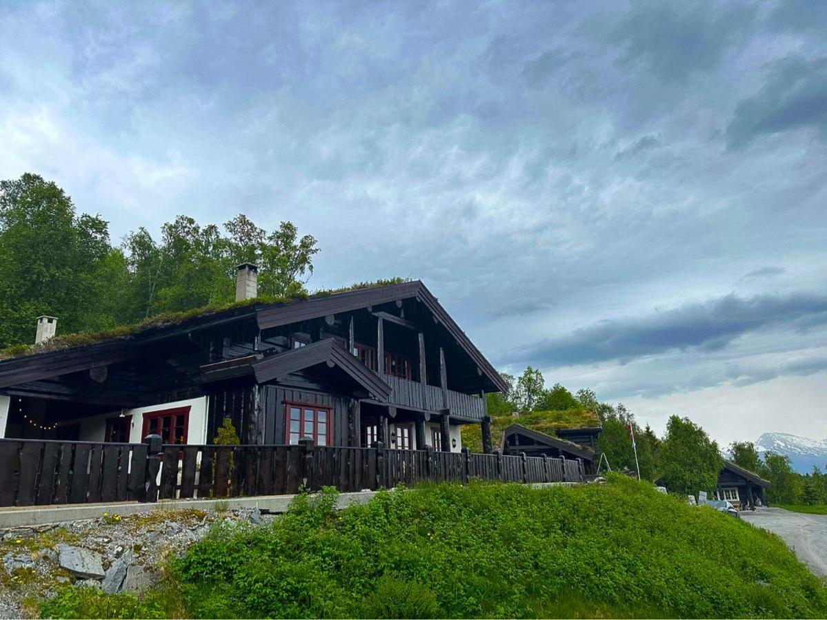 סטראנדה Roalden Mountain Lodge מראה חיצוני תמונה