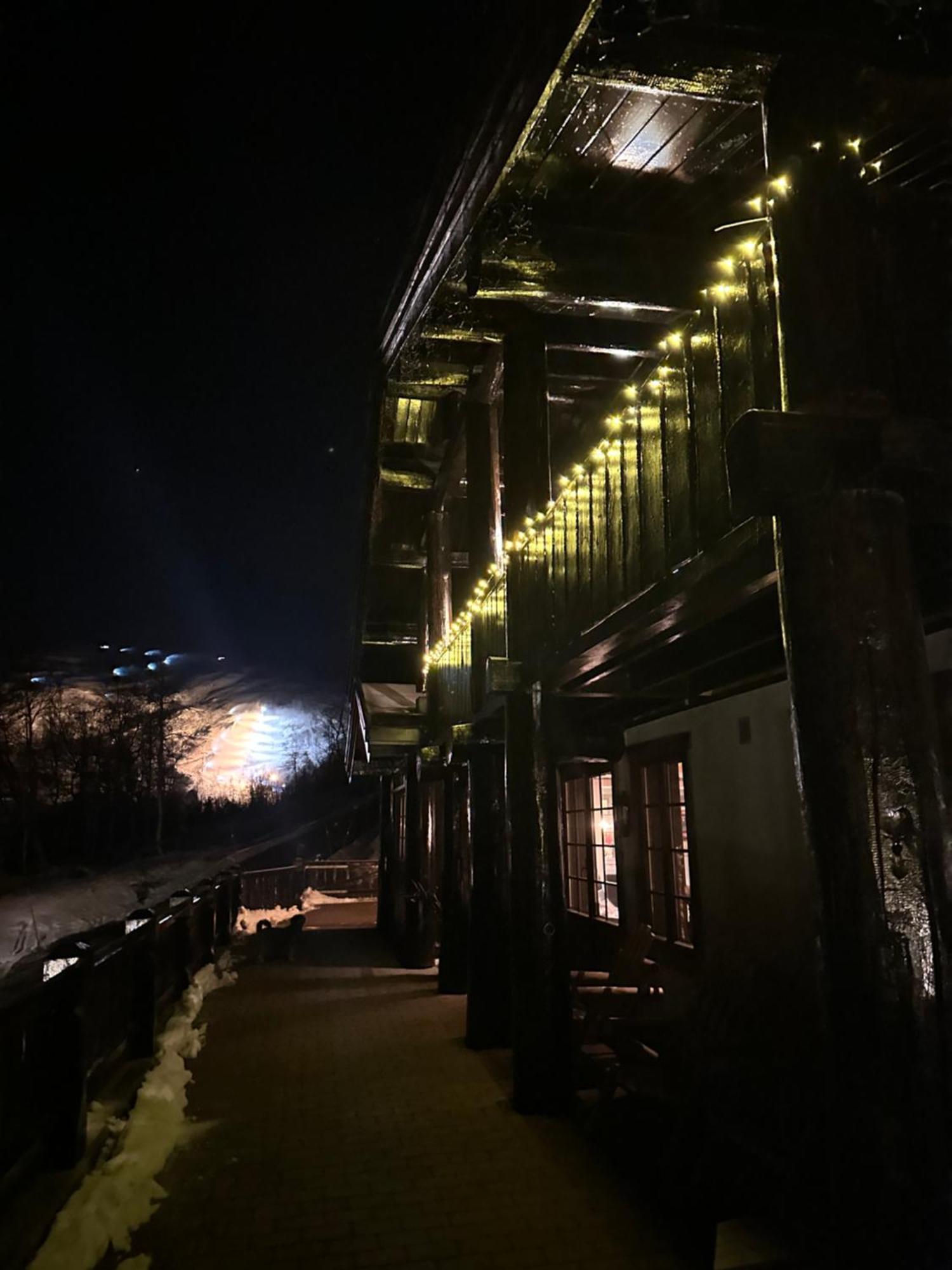 סטראנדה Roalden Mountain Lodge מראה חיצוני תמונה
